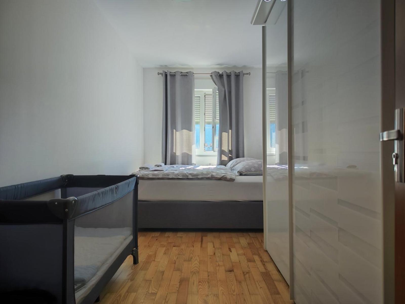 Apartman Srna Trebinje Eksteriør billede